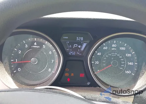 2015 Hyundai Elantra Se из США, поврежденный, VIN 5NPDH4AE3FH567553